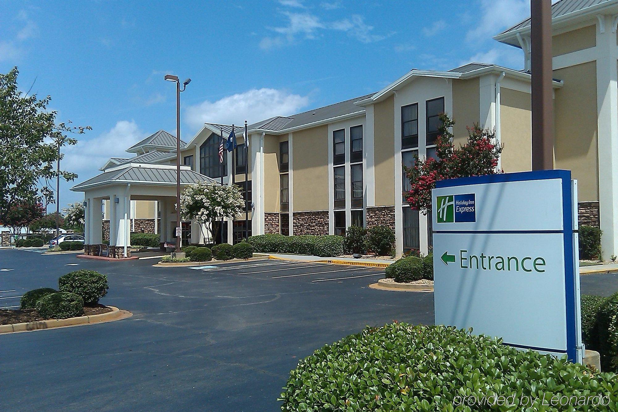 Holiday Inn Express Anderson I-85 - Exit 27- Highway 81 By Ihg Exterior photo